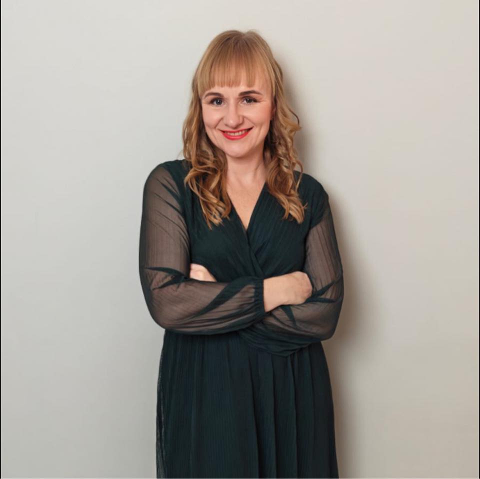 594966800 32966372979643616 6973233339296254544 n